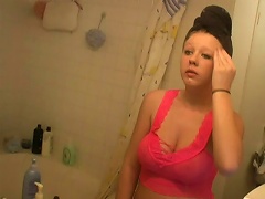 Go Behind The Scenes And Witness This Young Whore Bitch Putting On Make-up After Taking A Soothing Bath. See Her Take Time Putti^amateur Vidz Homemade